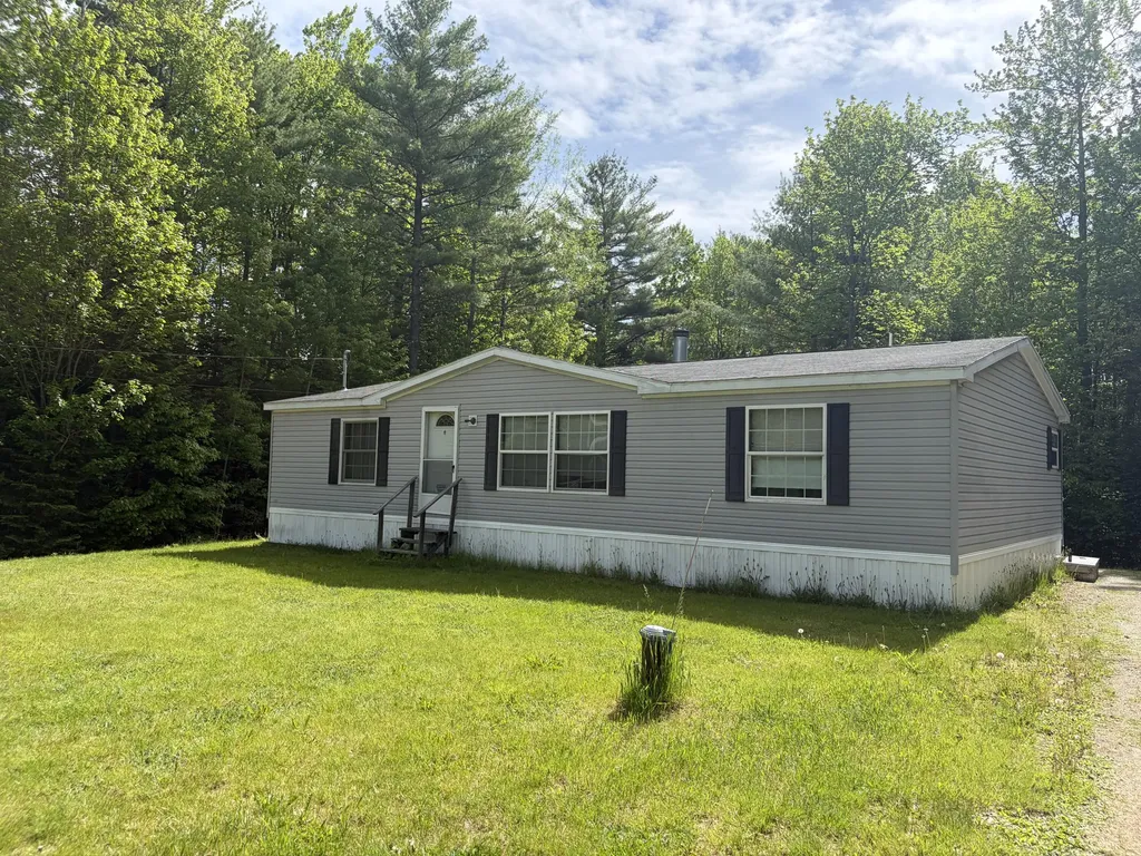 25 Nicole Lane Benton ME 04901