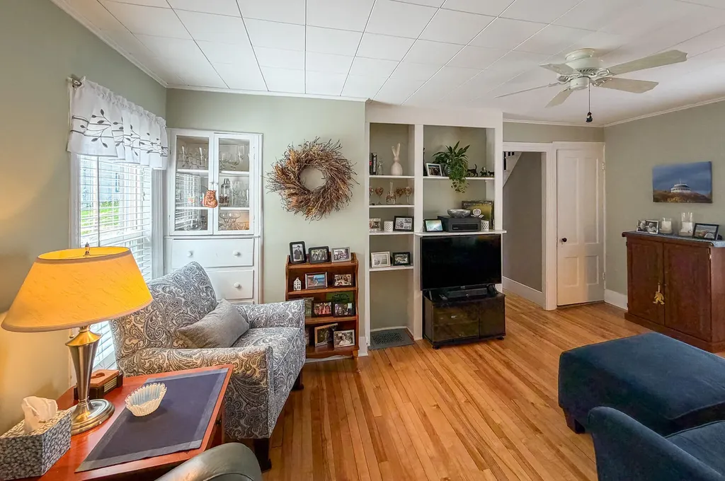 221 Birch Street Bangor ME 04401