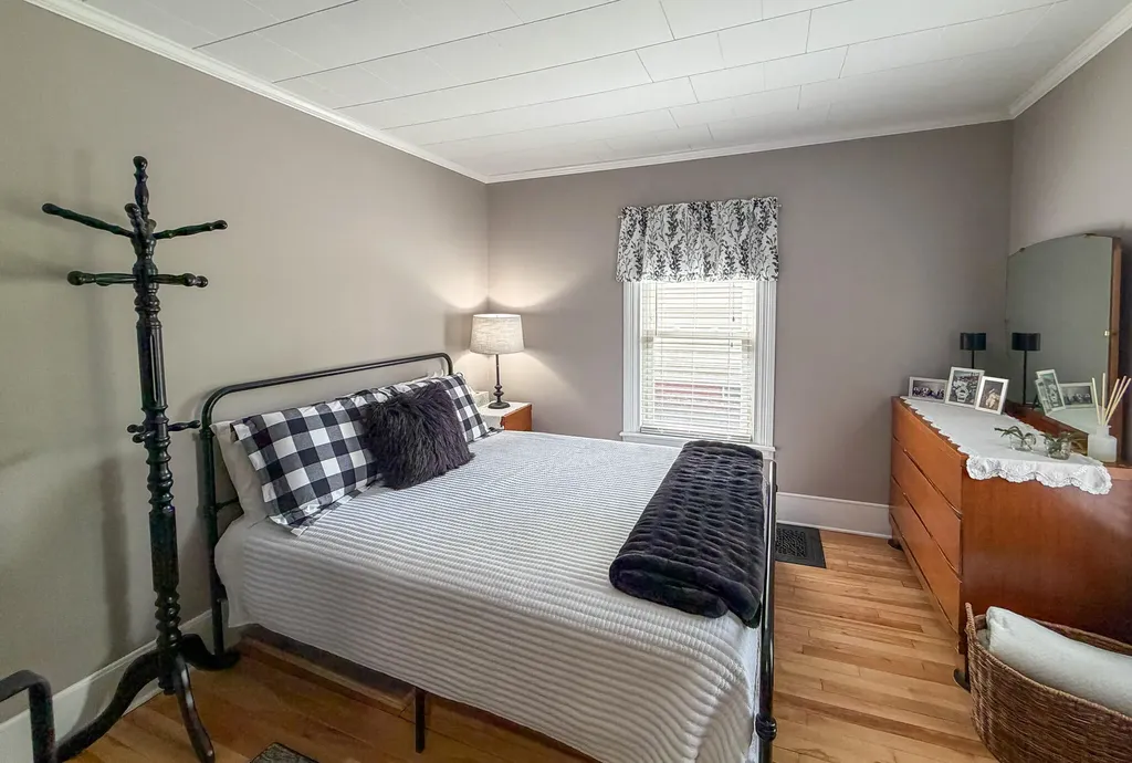 221 Birch Street Bangor ME 04401