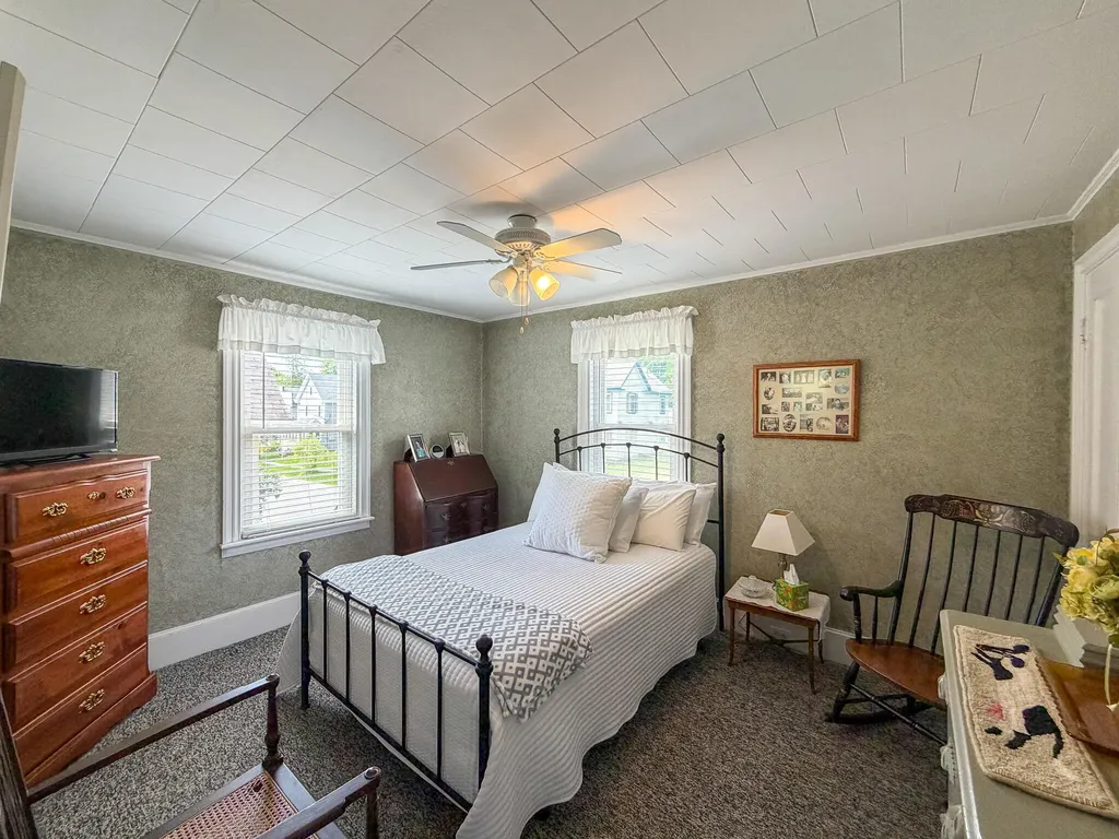 221 Birch Street Bangor ME 04401