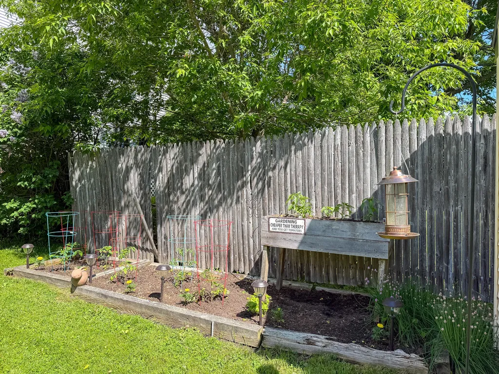 221 Birch Street Bangor ME 04401