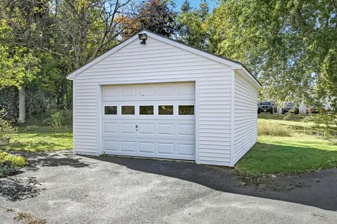 32 School Street Belgrade ME 04917