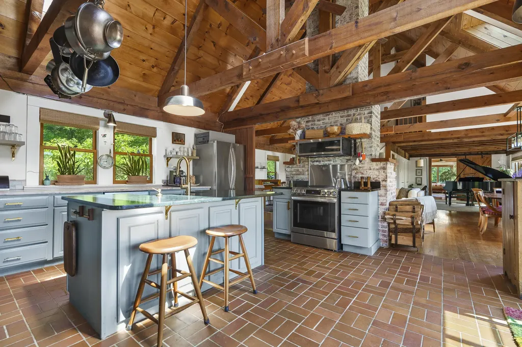 26 Martin Road Alna ME 04535