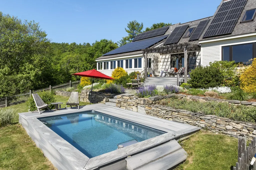 26 Martin Road Alna ME 04535