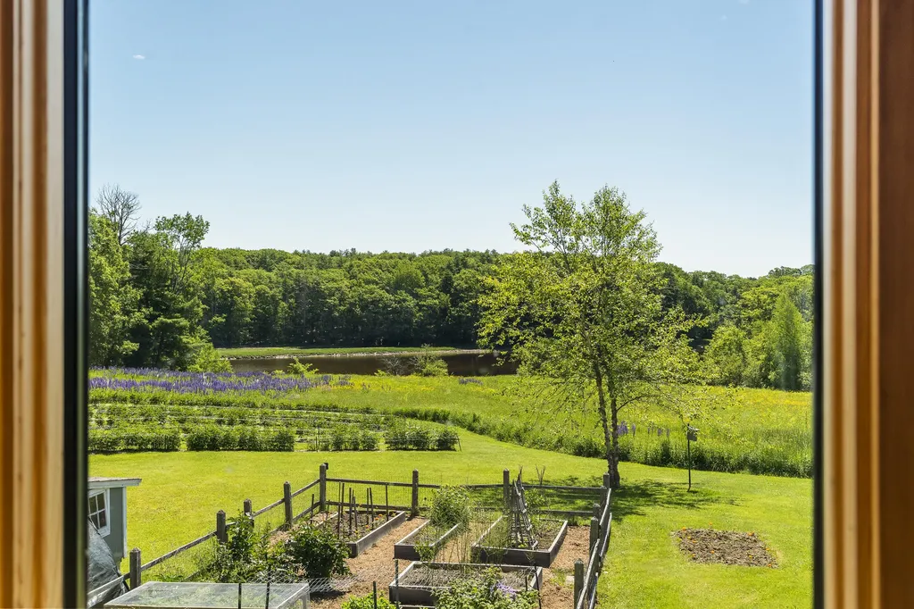 26 Martin Road Alna ME 04535