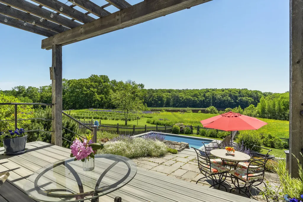 26 Martin Road Alna ME 04535