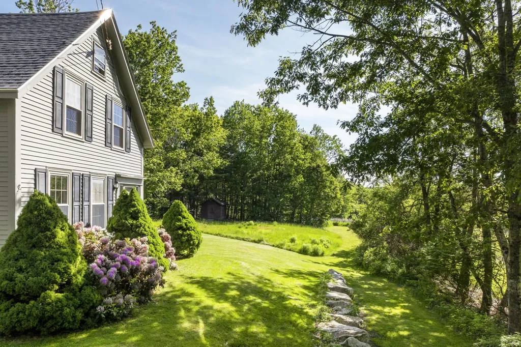 26 Martin Road Alna ME 04535