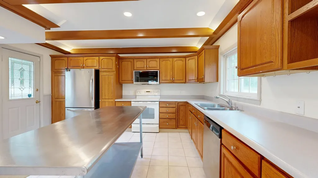 78 King Avenue Lewiston ME 04240