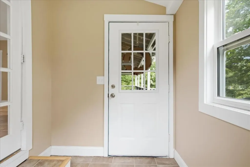 127 Dutton Road China ME 04358