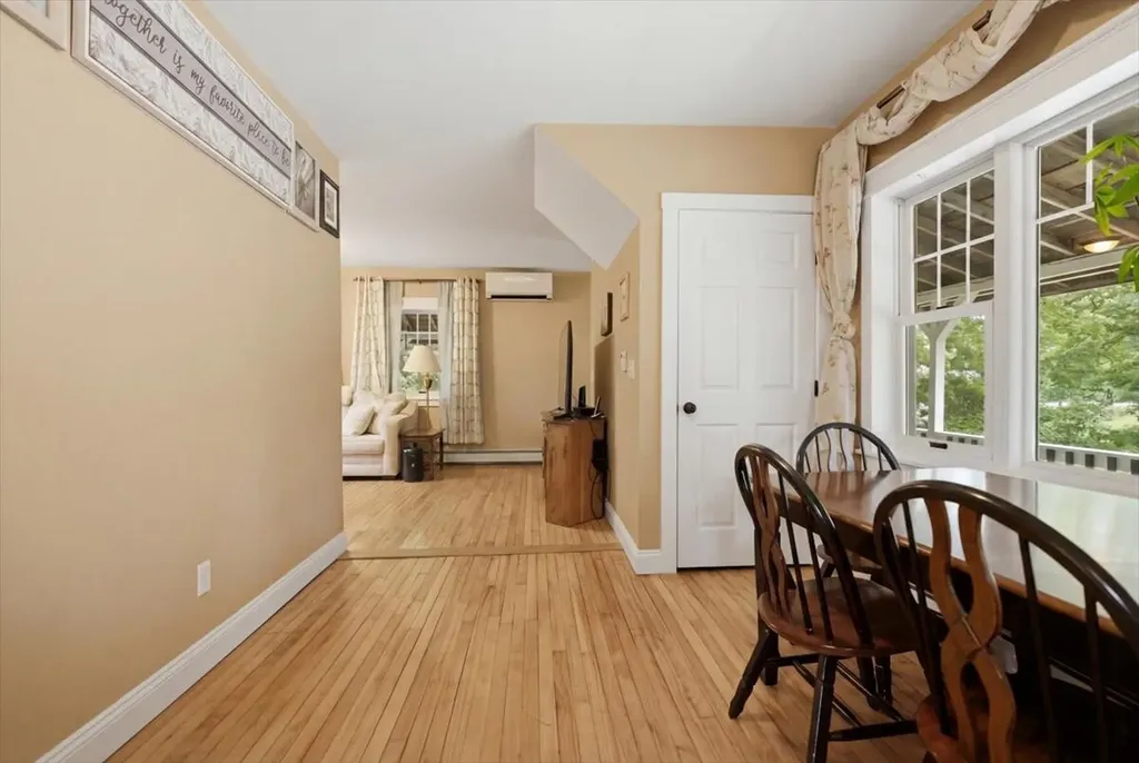 127 Dutton Road China ME 04358