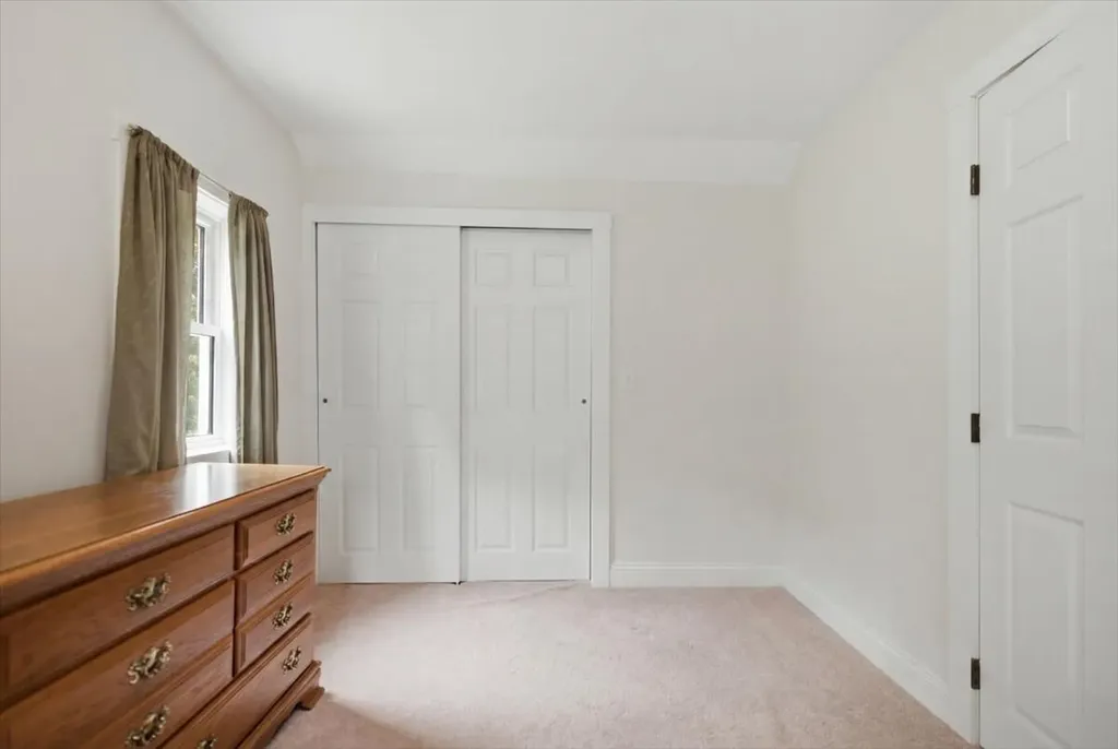 127 Dutton Road China ME 04358