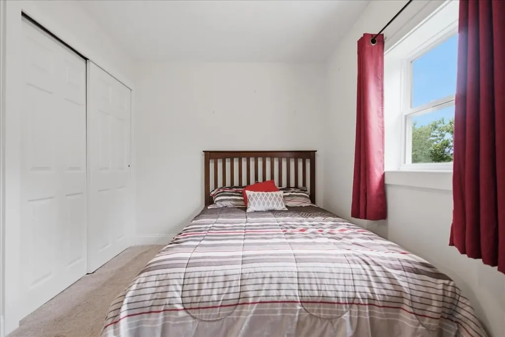 127 Dutton Road China ME 04358