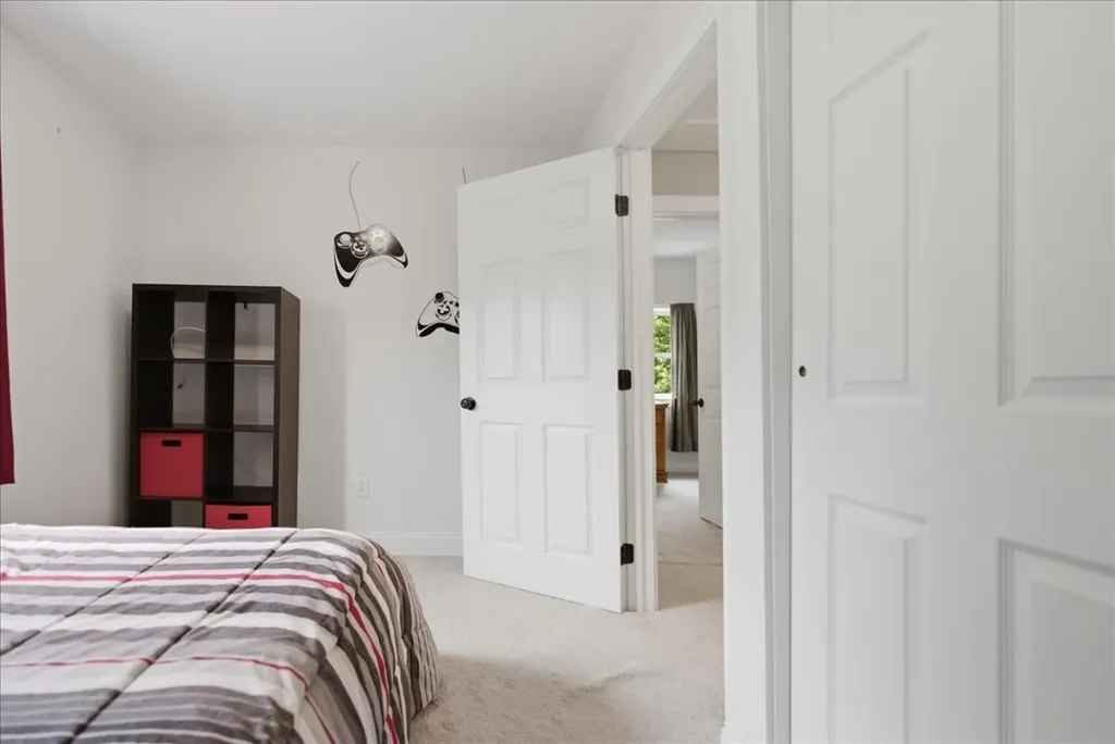 127 Dutton Road China ME 04358