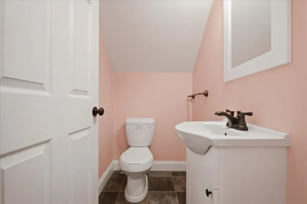 127 Dutton Road China ME 04358