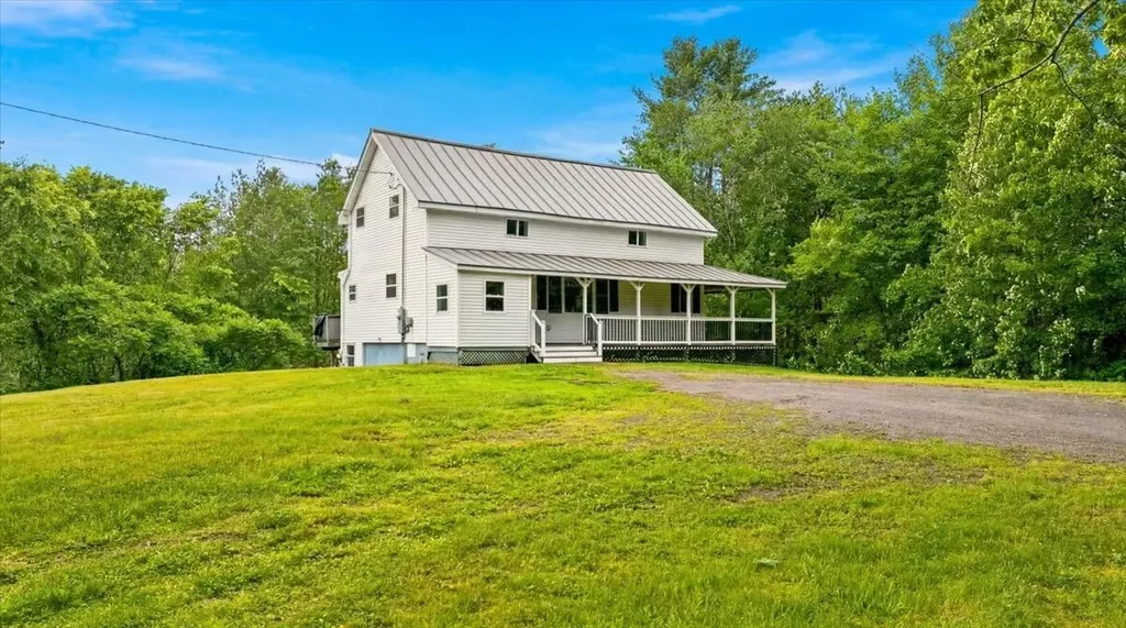 127 Dutton Road China ME 04358