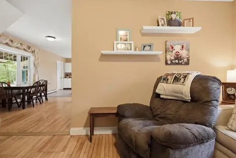 127 Dutton Road China ME 04358