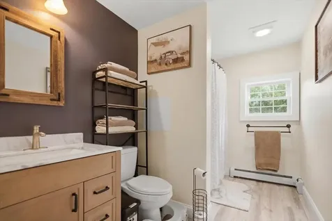 127 Dutton Road China ME 04358