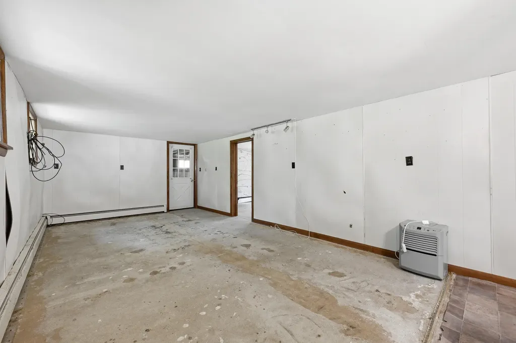 247 Dinsmore Road Sidney ME 04330