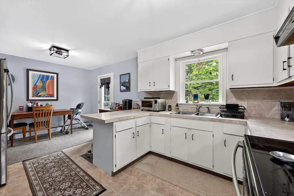 29 Smiley Avenue Winslow ME 04901