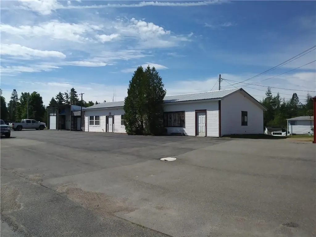294 Us-1 Robbinston ME 04671