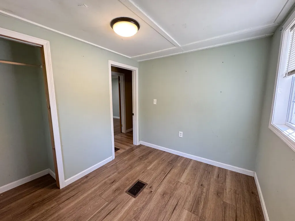 194 Main Road Passadumkeag ME 04475