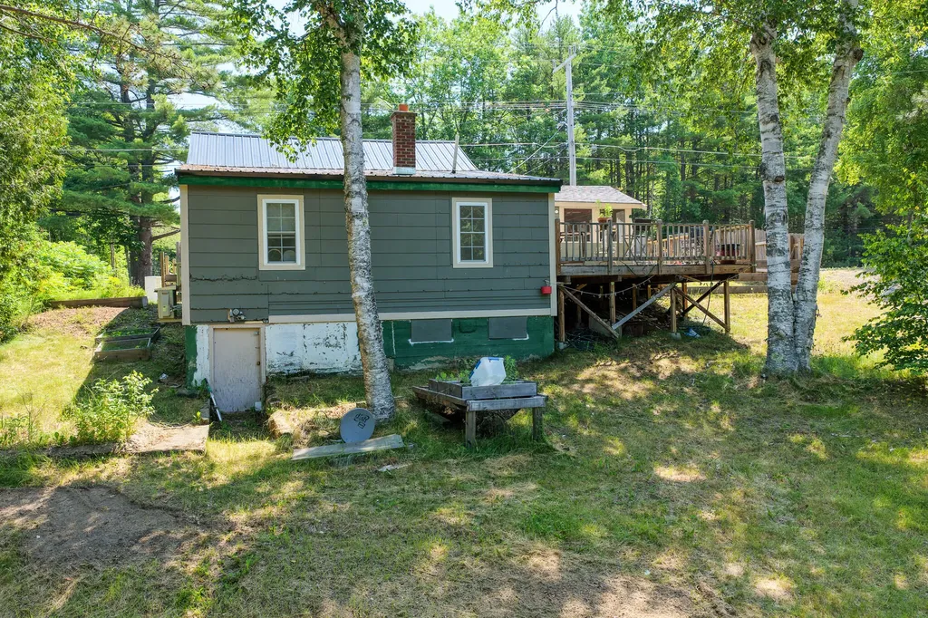 194 Main Road Passadumkeag ME 04475