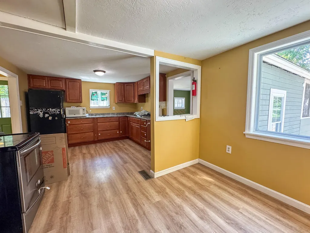 194 Main Road Passadumkeag ME 04475