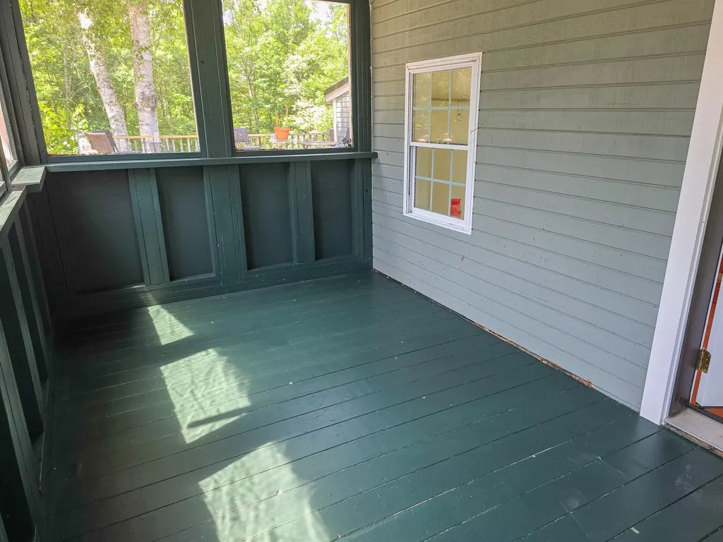 194 Main Road Passadumkeag ME 04475
