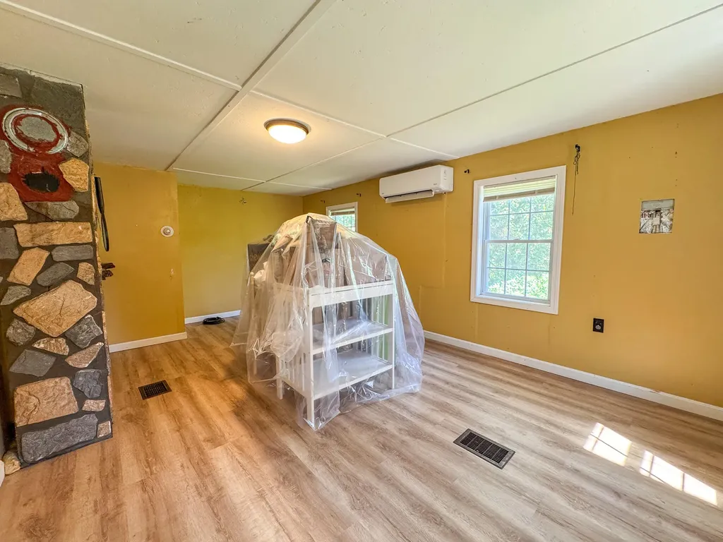 194 Main Road Passadumkeag ME 04475