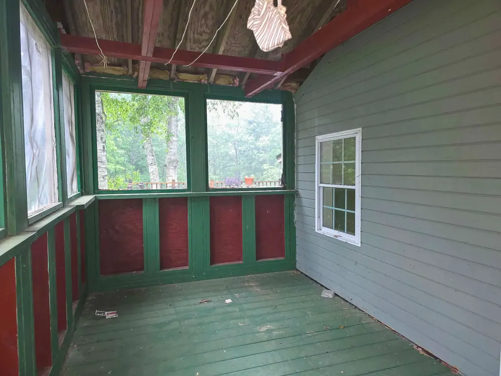 194 Main Road Passadumkeag ME 04475