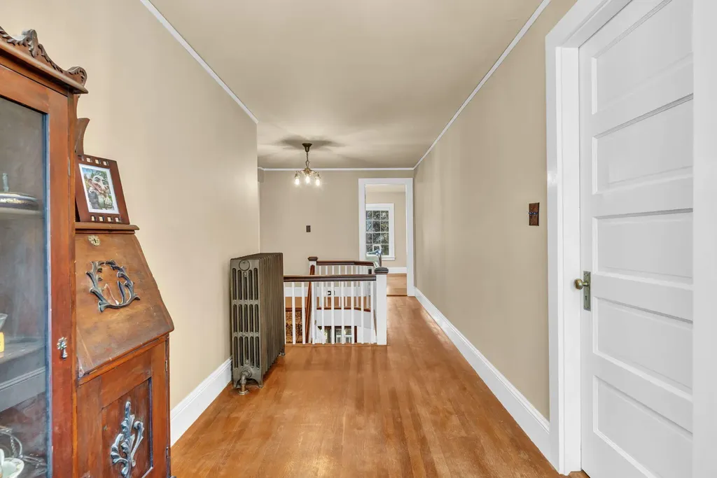 218 Broadway (Shaw Avenue) Street Rockland ME 04841