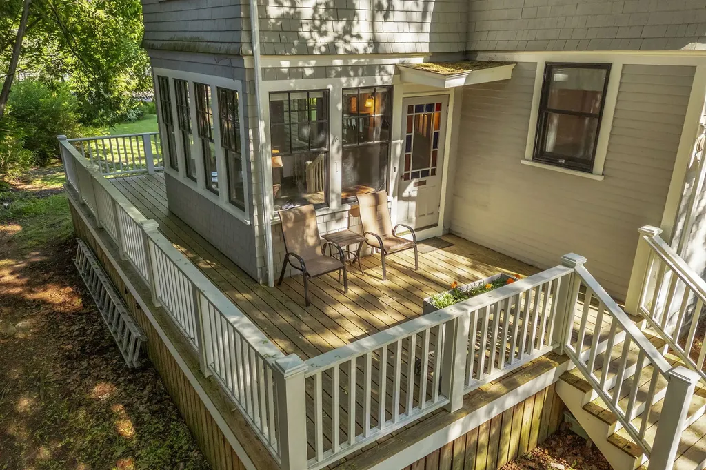 218 Broadway (Shaw Avenue) Street Rockland ME 04841