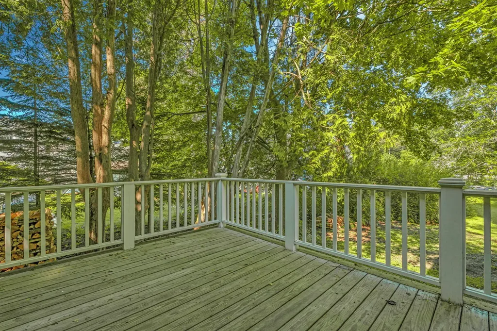 218 Broadway (Shaw Avenue) Street Rockland ME 04841