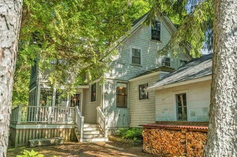 218 Broadway (Shaw Avenue) Street Rockland ME 04841