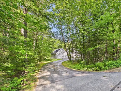 91 Cotton Road Lewiston ME 04240