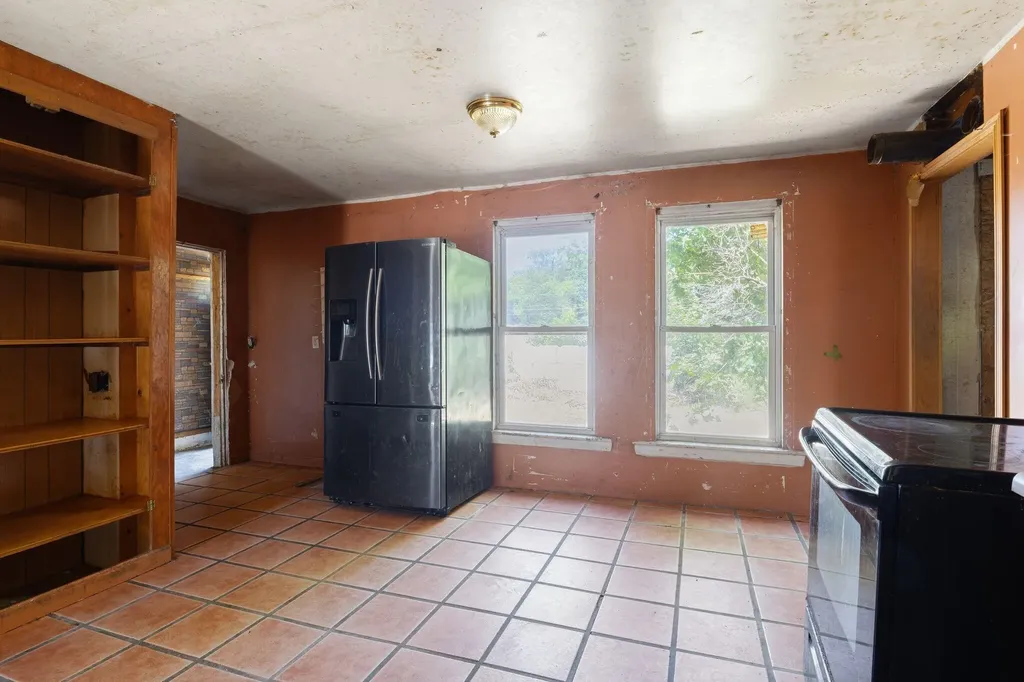 23 Pioneer Street West Paris ME 04289