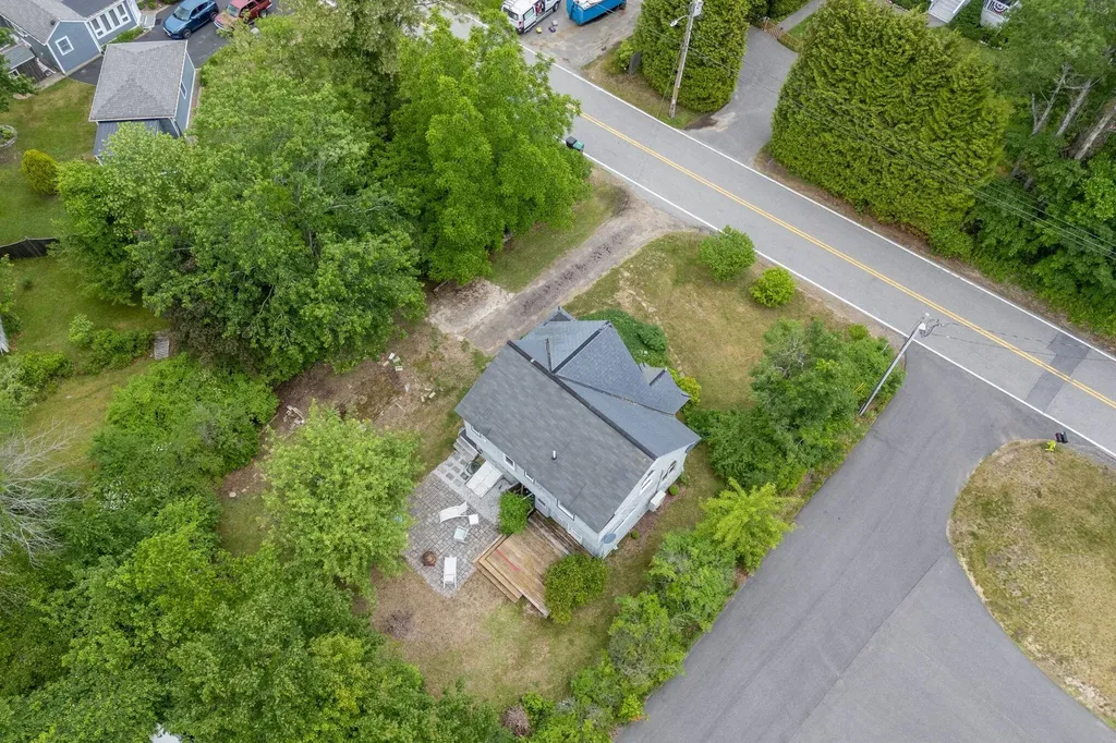 85 Old Port Road Kennebunk ME 04043