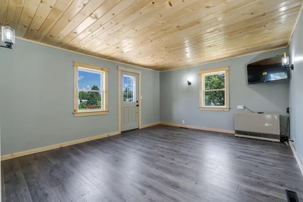 13 Sargent Avenue Eustis ME 04982