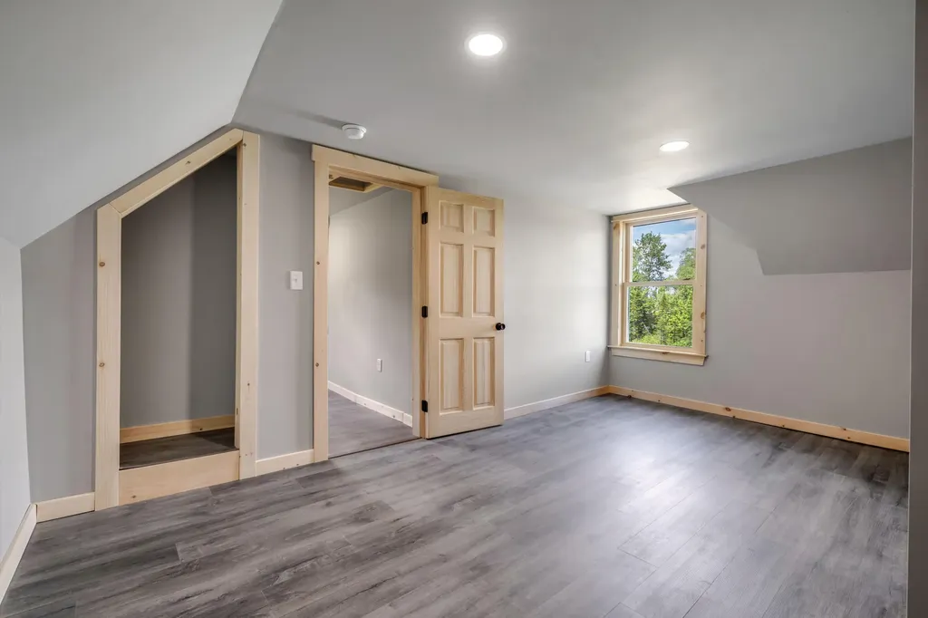 13 Sargent Avenue Eustis ME 04982