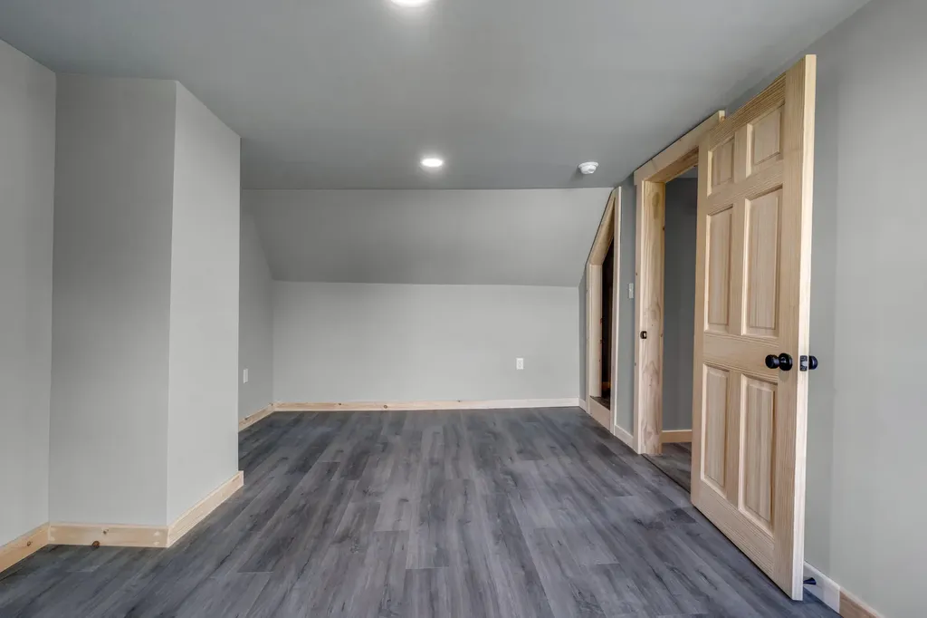 13 Sargent Avenue Eustis ME 04982