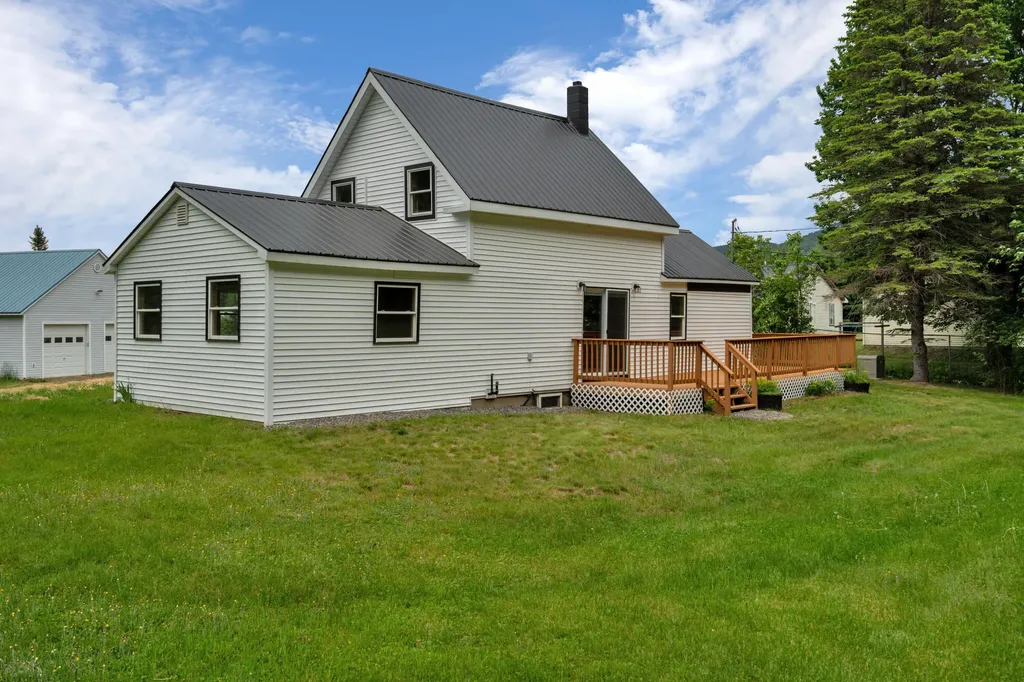 13 Sargent Avenue Eustis ME 04982