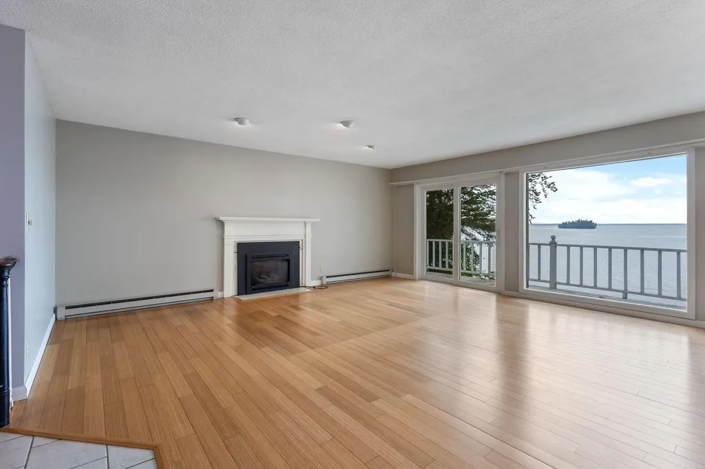 154 Lakewood Road Casco ME 04015