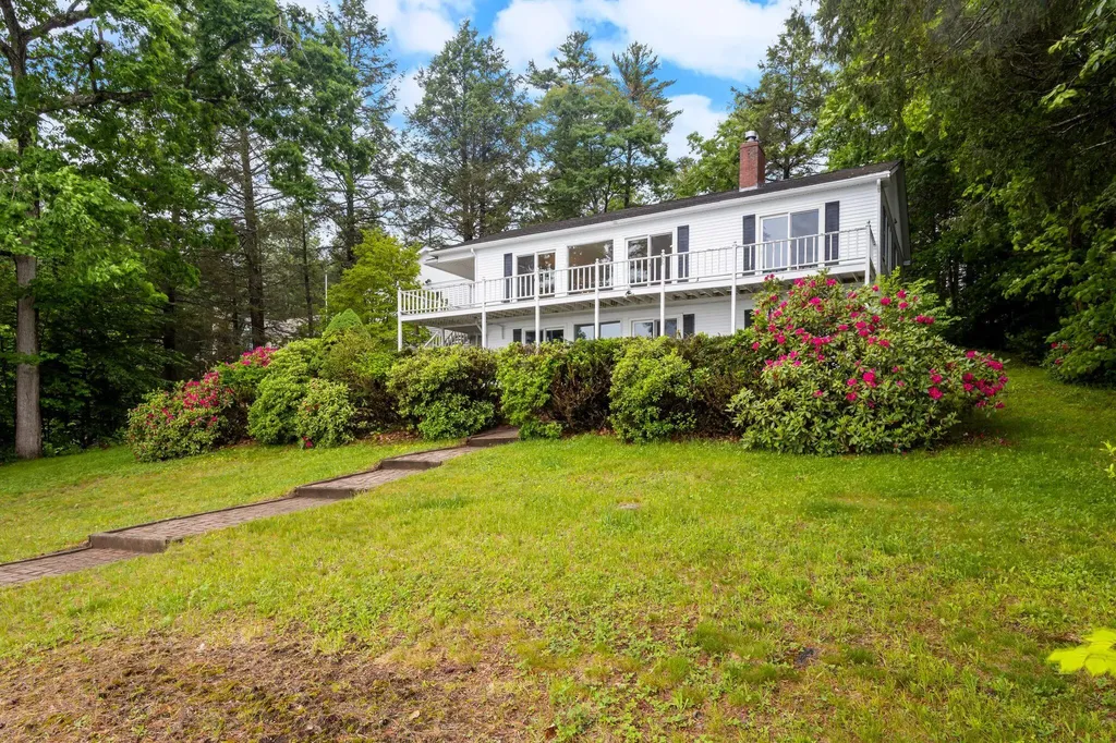 154 Lakewood Road Casco ME 04015
