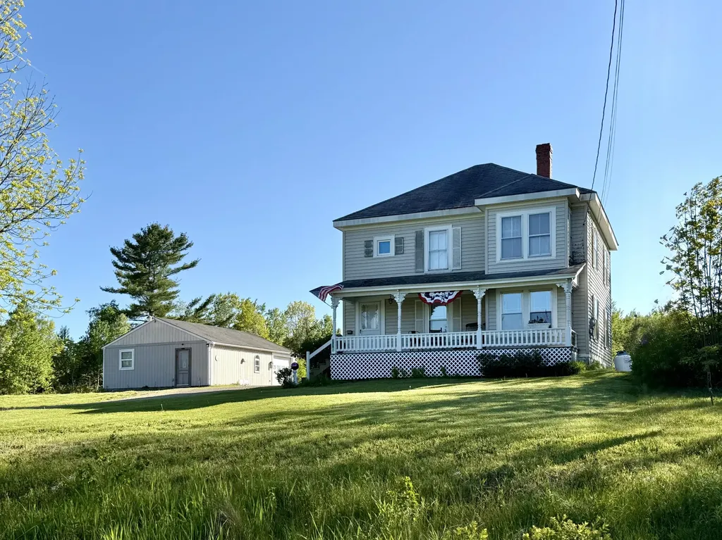 110 Us Route Robbinston ME 04671