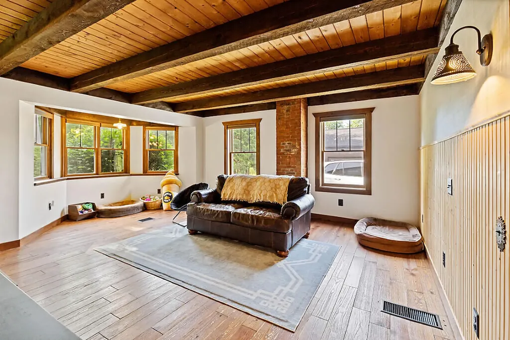 14 S Hatch Hill Road Greene ME 04236