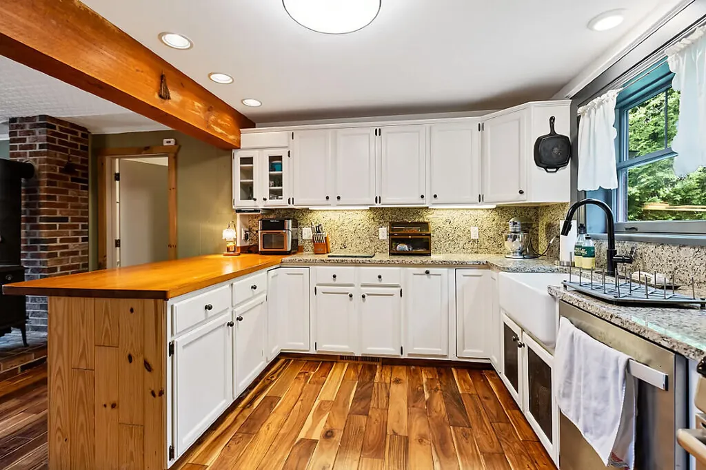 14 S Hatch Hill Road Greene ME 04236