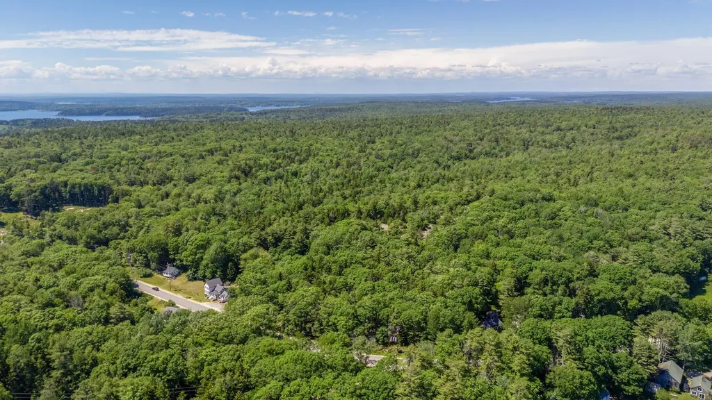 63 Sebasco Road Phippsburg ME 04562
