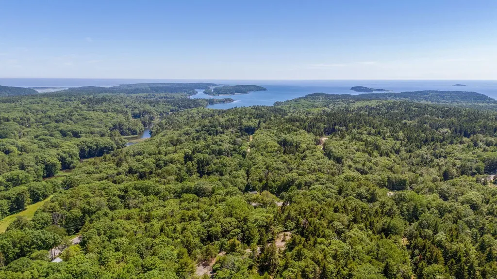 63 Sebasco Road Phippsburg ME 04562
