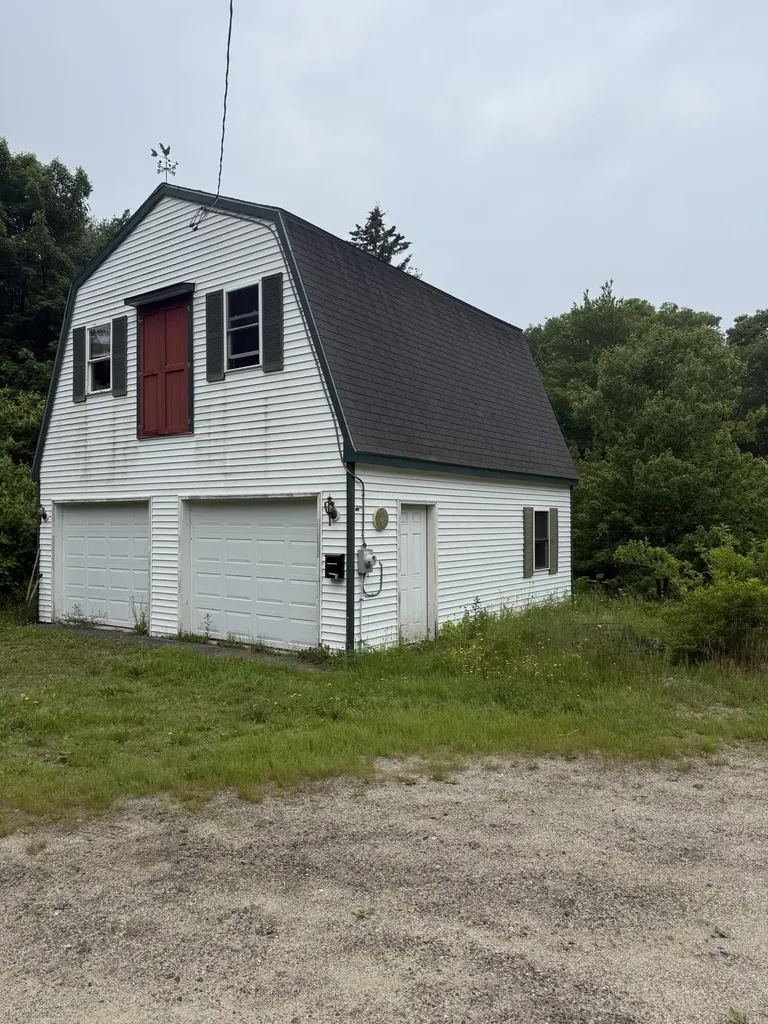 63 Sebasco Road Phippsburg ME 04562