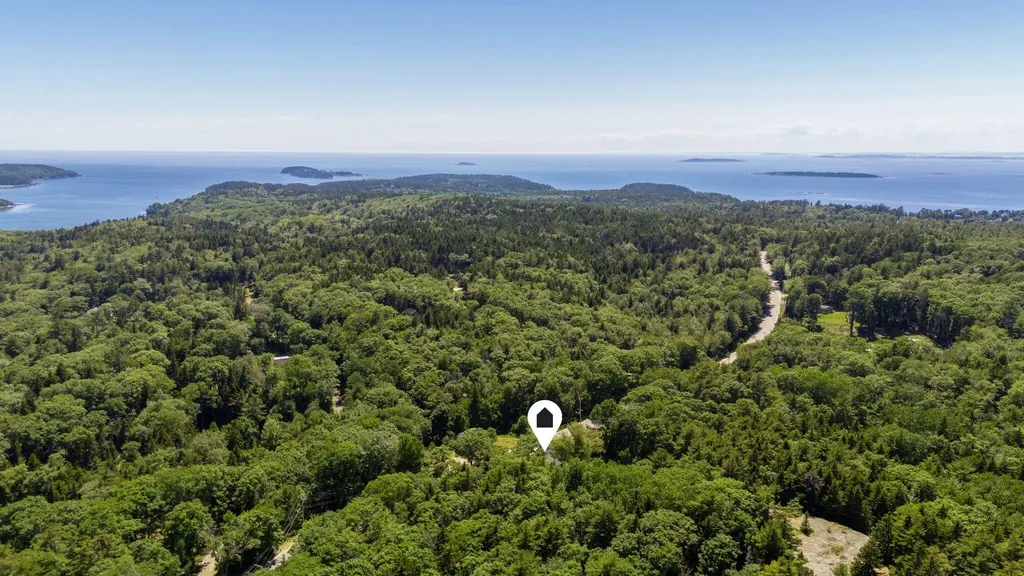 63 Sebasco Road Phippsburg ME 04562